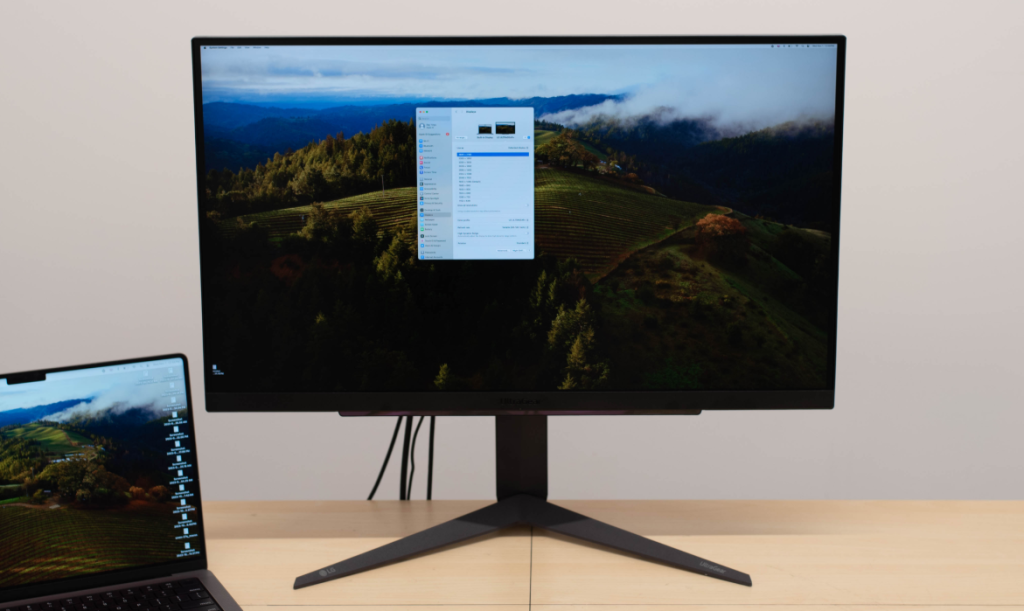 LG UltraGear 27GR93U